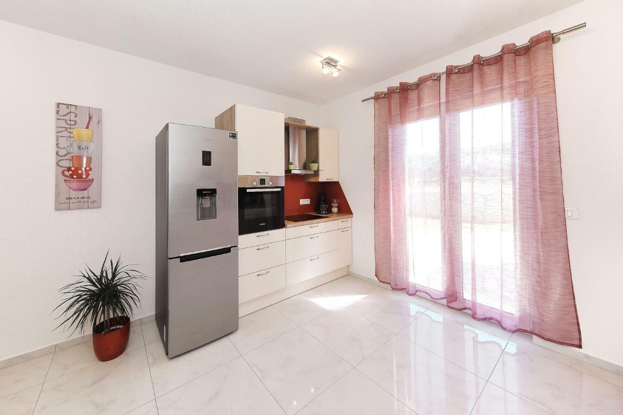 Apartment Lana Pašman المظهر الخارجي الصورة
